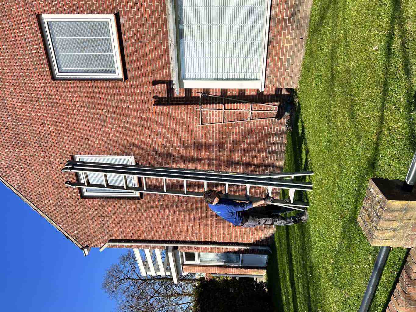Woerden schoorsteenveger huis ladder